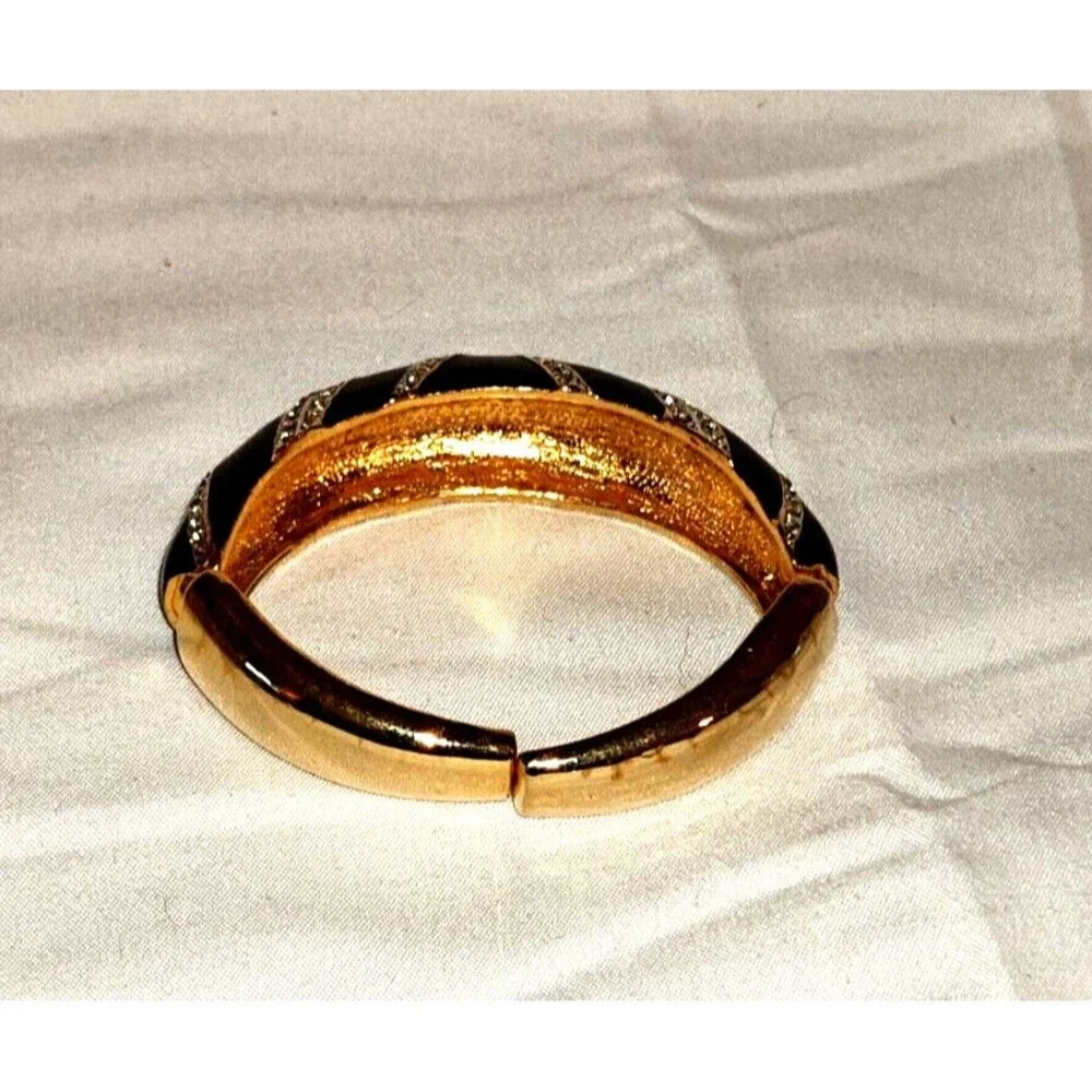 Kenneth Jay Lane KJL Hinged Black Enamel Rhinestone Gold Tone Bracelet - Picture 3 of 5